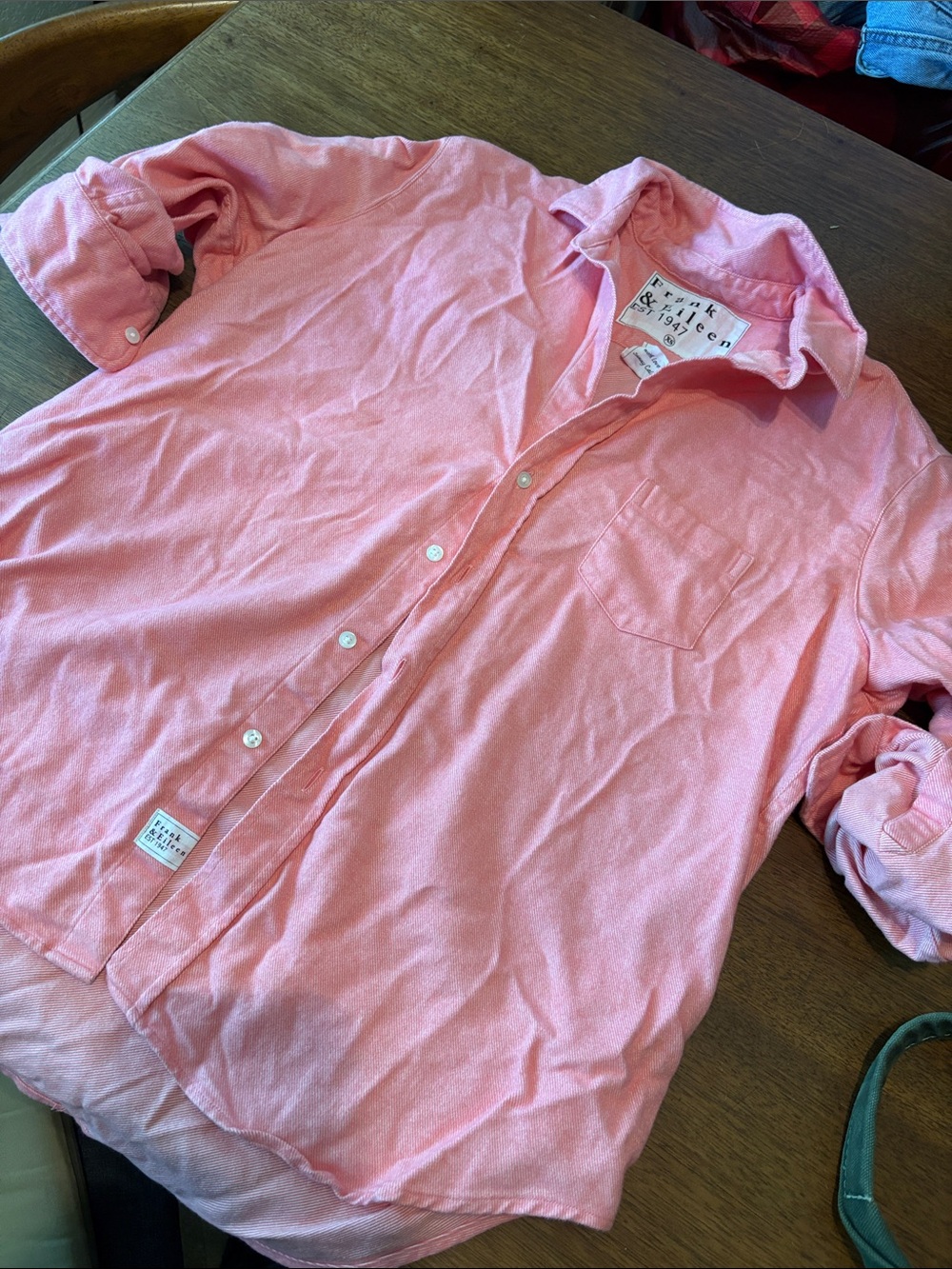 Frank & Eileen soft Casual Button-Down Shirt